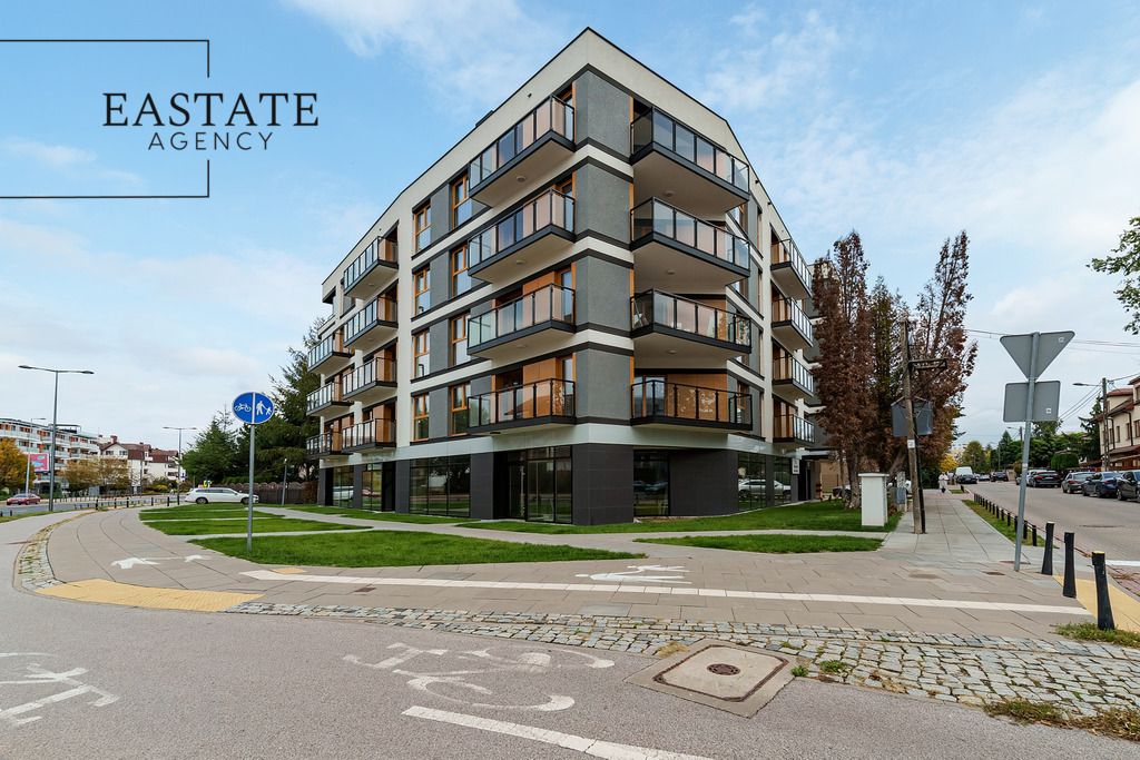 Mieszkanie 4-pokojowe Warszawa Ursynów, ul. Wilhelma Konrada Roentgena. Zdjęcie 1