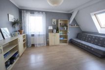 Mieszkanie 4-pokojowe Jeniniec, brak. Zdjęcie 4