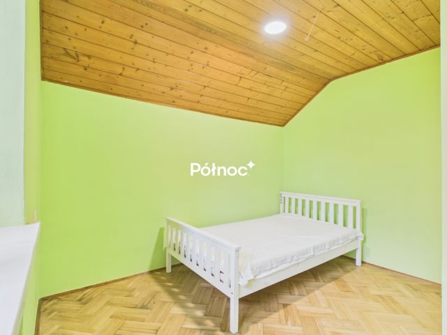 dom wolnostojący, 8 pokoi Zakręt. Zdjęcie 26