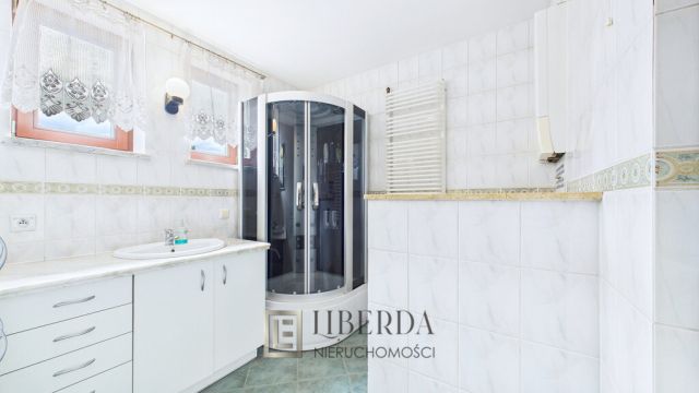 dom wolnostojący, 6 pokoi Zakrzów. Zdjęcie 8