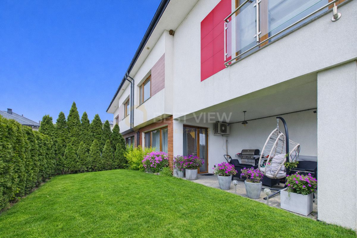 dom szeregowy, 5 pokoi Łomianki Dolne, ul. Kościelna Droga. Zdjęcie 19