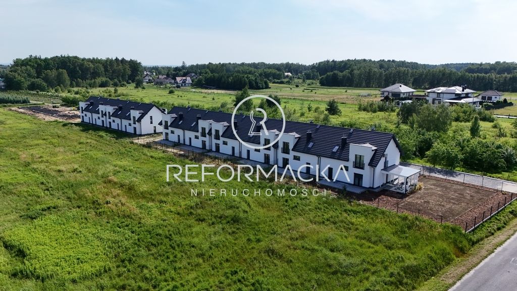 dom szeregowy, 5 pokoi Głogów Małopolski. Zdjęcie 3