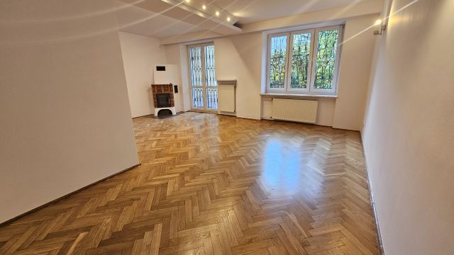 bliźniak, 5 pokoi Warszawa Saska Kępa, ul. Dąbrowiecka. Zdjęcie 2