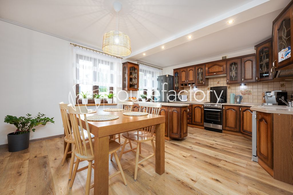 bliźniak, 6 pokoi Łódź Wiskitno, ul. Bronisin. Zdjęcie 5