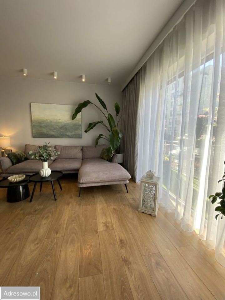 Mieszkanie 4-pokojowe Zielona Góra Centrum, ul. Stanisława Moniuszki. Zdjęcie 8