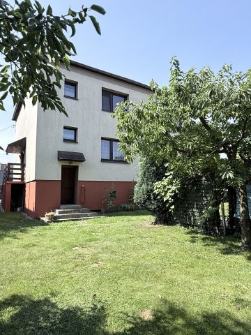 dom wolnostojący, 6 pokoi Tarnowskie Góry Centrum, ul. Radosna. Zdjęcie 1