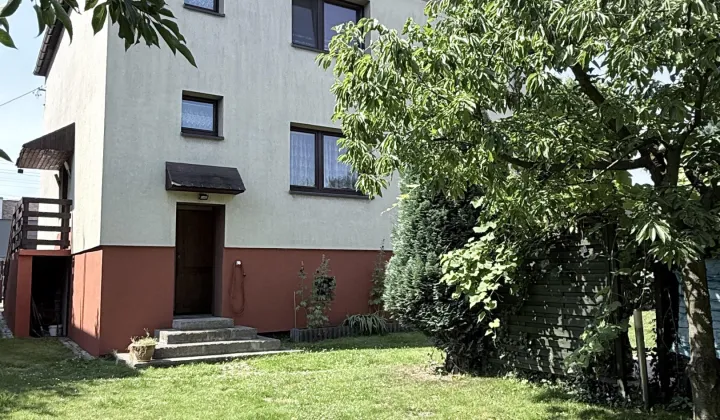 dom wolnostojący, 6 pokoi Tarnowskie Góry Centrum, ul. Radosna