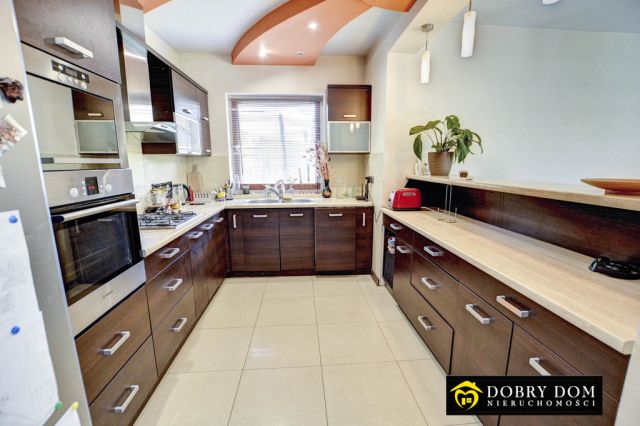 dom wolnostojący, 4 pokoje Ogrodniczki. Zdjęcie 7