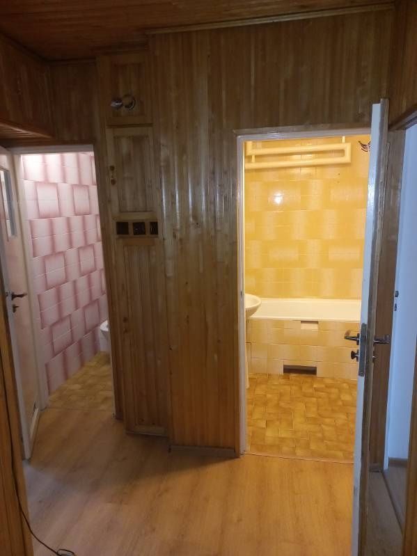 Mieszkanie 3-pokojowe Tarnobrzeg, ul. kard. Stefana Wyszyńskiego. Zdjęcie 3