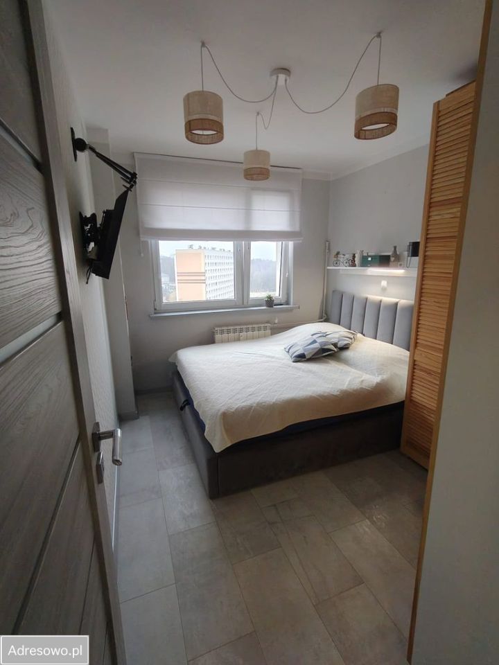 Mieszkanie 4-pokojowe Jastrzębie-Zdrój, ul. Turystyczna. Zdjęcie 9