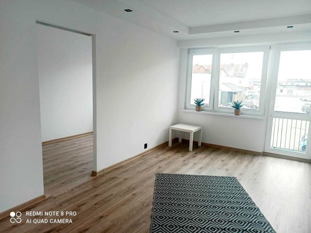 Mieszkanie 3-pokojowe Bełchatów, os. Budowlanych. Zdjęcie 1