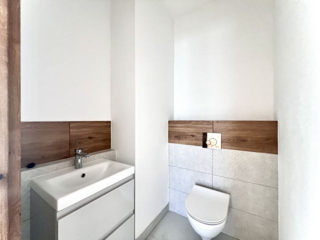 Mieszkanie 3-pokojowe Myślenice. Zdjęcie 15