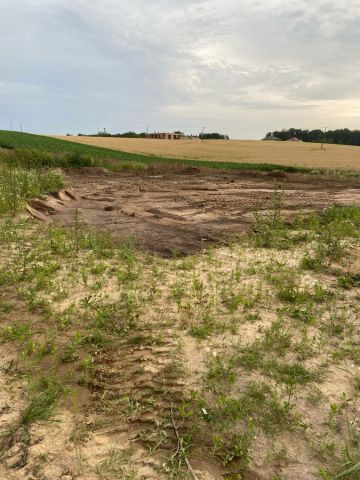 Działka budowlana Mokra. Zdjęcie 1