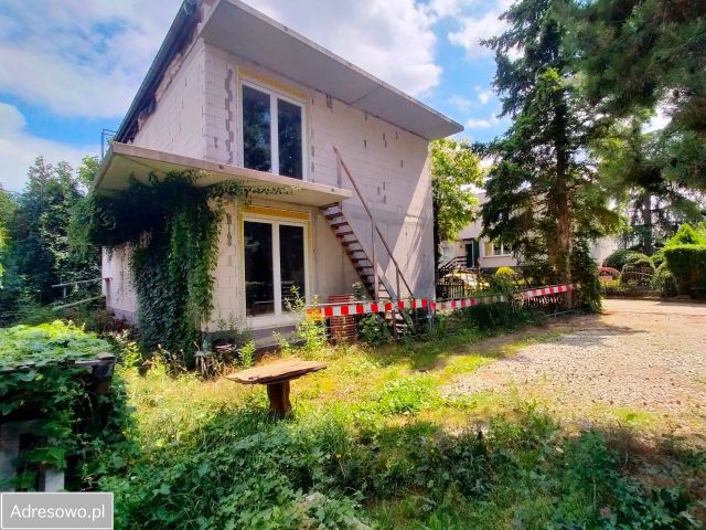 dom wolnostojący, 8 pokoi Wrocław Fabryczna, ul. Pierwiosnkowa. Zdjęcie 1