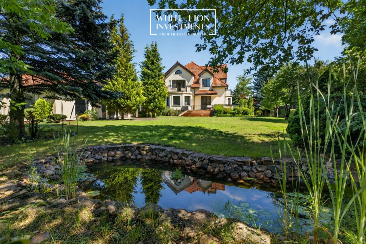 dom wolnostojący, 8 pokoi Piaseczno Julianów. Zdjęcie 1