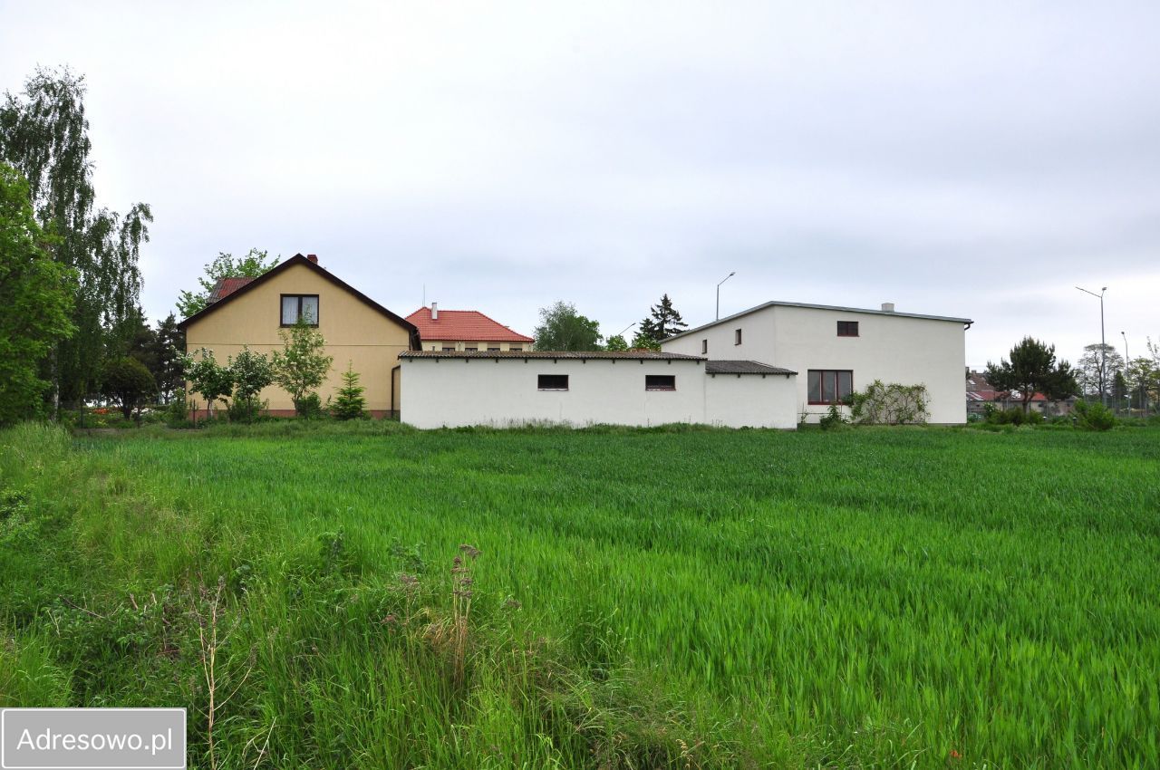 dom wolnostojący, 4 pokoje Zgłowiączka. Zdjęcie 9