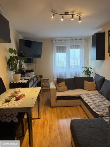 Mieszkanie 3-pokojowe Oława, ul. Fryderyka Chopina. Zdjęcie 1