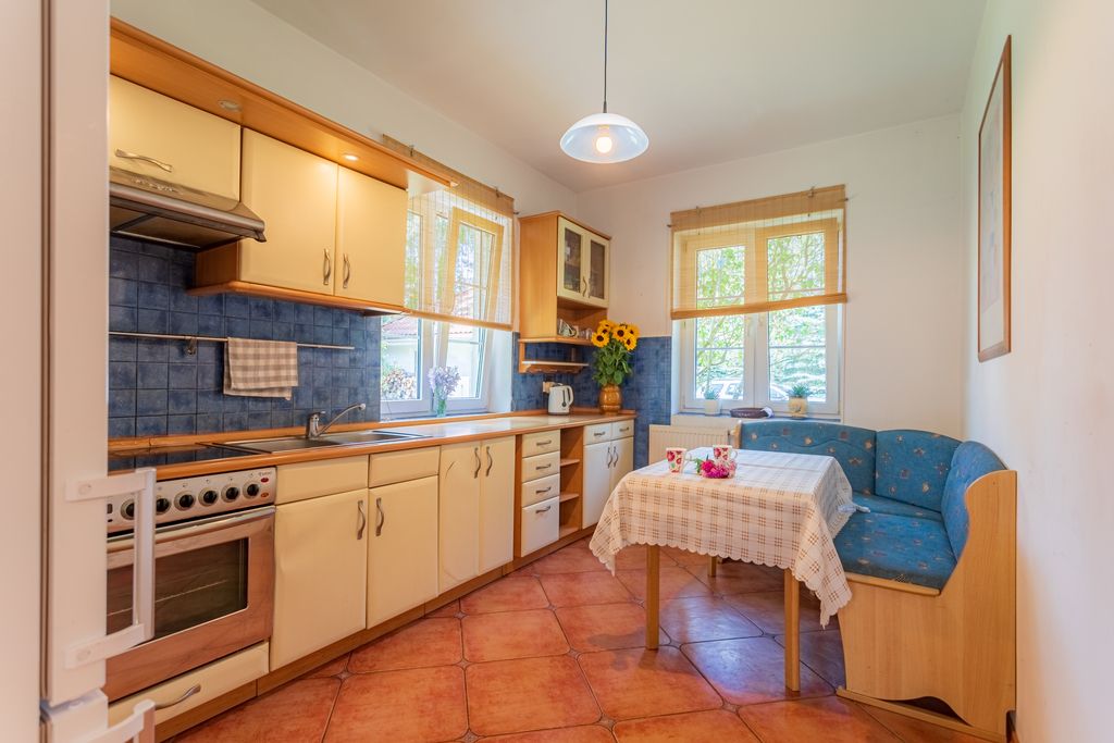 dom wolnostojący, 4 pokoje Celinów, ul. Świerkowa. Zdjęcie 14