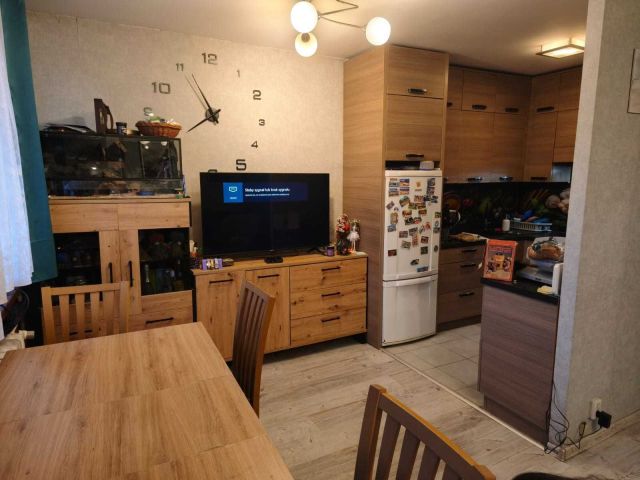 Mieszkanie 4-pokojowe Jawiszowice, os. Paderewskiego. Zdjęcie 1