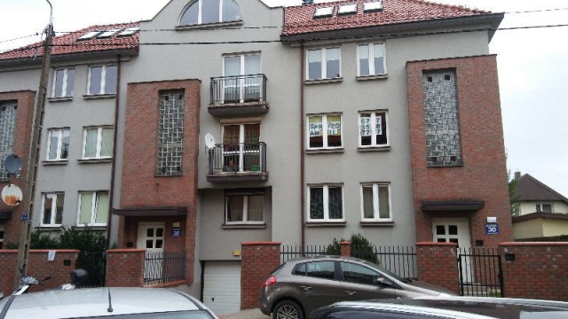 Mieszkanie 3-pokojowe Piaseczno. Zdjęcie 1
