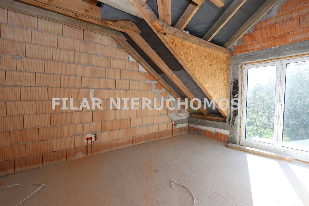 dom szeregowy, 5 pokoi Obora. Zdjęcie 14