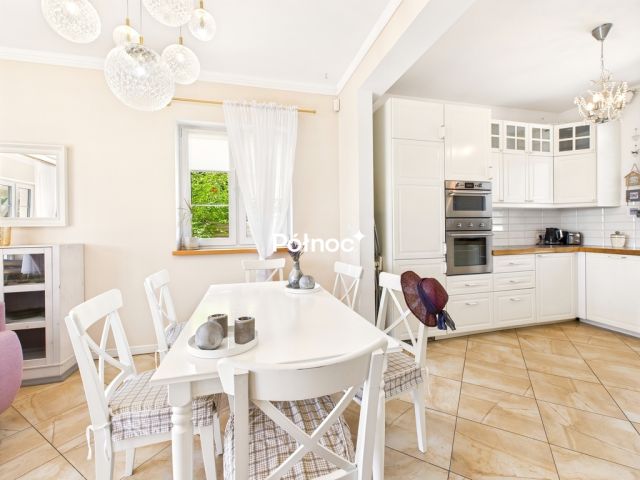 dom wolnostojący, 6 pokoi Ławki. Zdjęcie 5