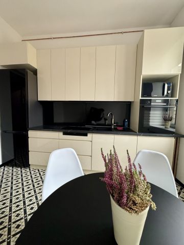 Mieszkanie 3-pokojowe Pabianice Stare Miasto, ul. Majdany. Zdjęcie 1