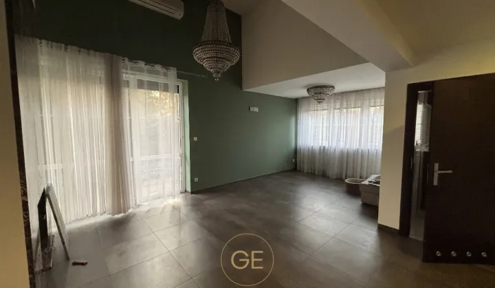 dom wolnostojący, 3 pokoje Kraków Podgórze, ul. Kolonijna