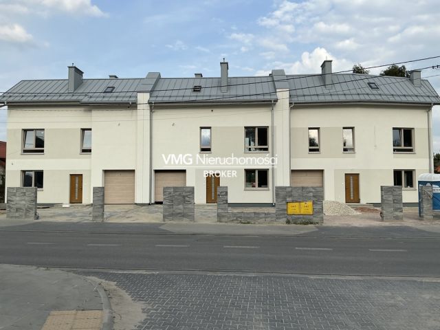 dom szeregowy, 3 pokoje Kobyłka, ul. Szeroka. Zdjęcie 2