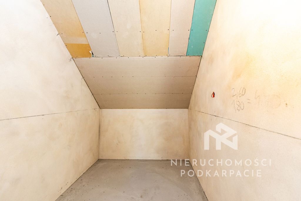 dom wolnostojący, 5 pokoi Nowy Borek. Zdjęcie 22