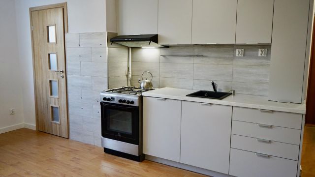 Mieszkanie 3-pokojowe Warszawa Rembertów. Zdjęcie 3