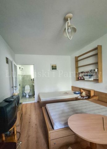 dom wolnostojący, 11 pokoi Mysłakowice. Zdjęcie 16