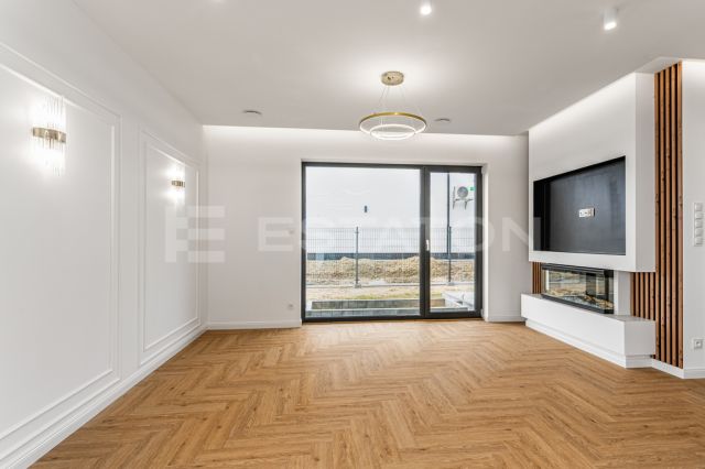 dom wolnostojący, 4 pokoje Bratkowice. Zdjęcie 4