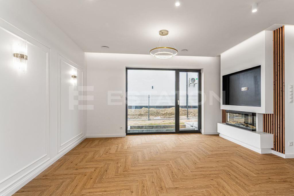 dom wolnostojący, 4 pokoje Bratkowice. Zdjęcie 4