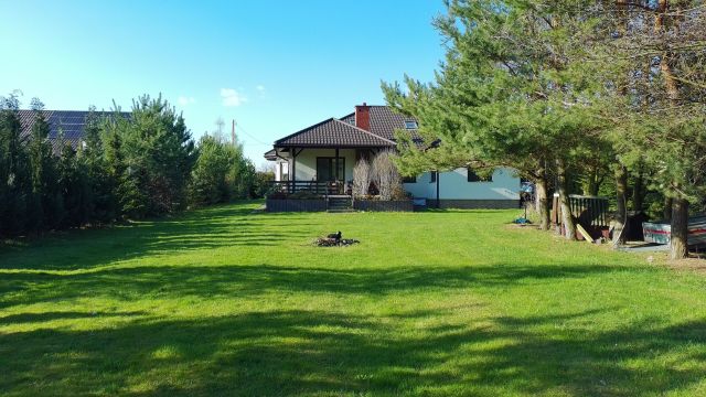 dom wolnostojący, 6 pokoi Policzna, ul. Osiedlowa. Zdjęcie 5