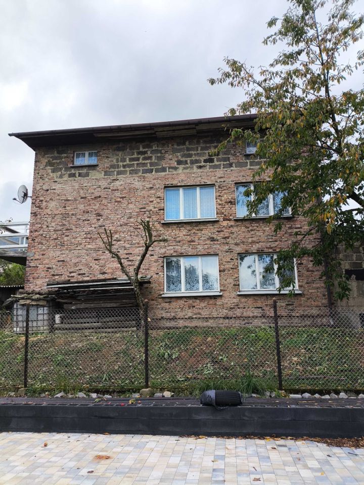 dom wolnostojący, 6 pokoi Meszna. Zdjęcie 4