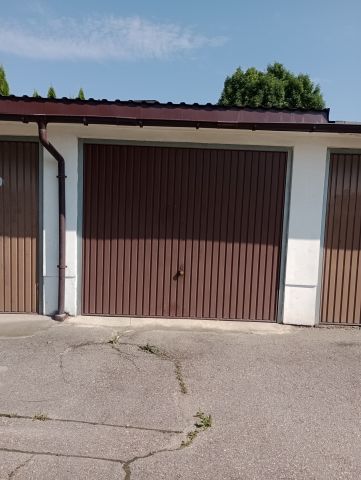 Garaż/miejsce parkingowe Nowy Targ, ul. gen. Stanisława Maczka. Zdjęcie 1