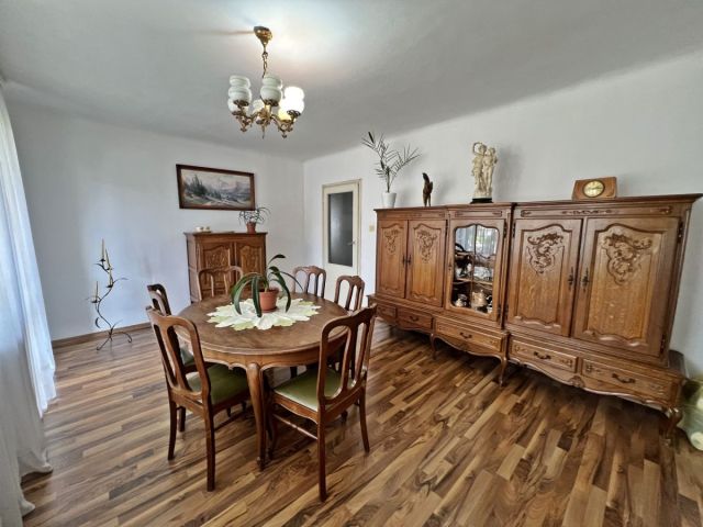 dom wolnostojący, 9 pokoi Kozłów Biskupi, ul. Złota. Zdjęcie 12