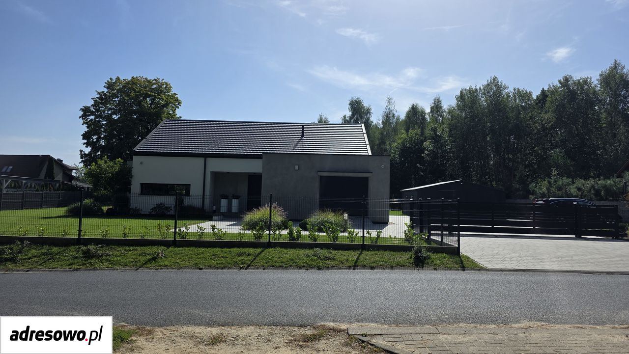dom wolnostojący, 3 pokoje Chełstówek. Zdjęcie 5