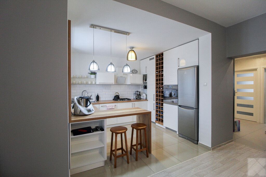 Mieszkanie 3-pokojowe Ostrów. Zdjęcie 4