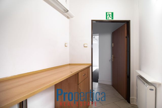 Lokal Płock, ul. Kolegialna. Zdjęcie 21