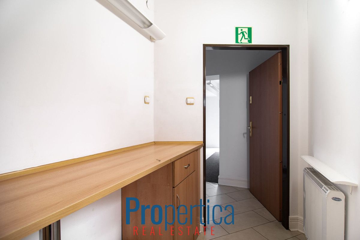 Lokal Płock, ul. Kolegialna. Zdjęcie 21