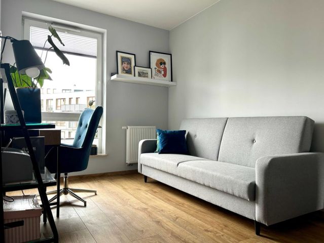 Mieszkanie 3-pokojowe Poznań Podolany, ul. Jasielska. Zdjęcie 1