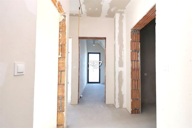 bliźniak, 5 pokoi Modlniczka. Zdjęcie 9