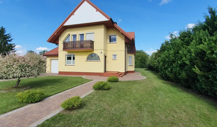 dom wolnostojący, 5 pokoi Częstochowa