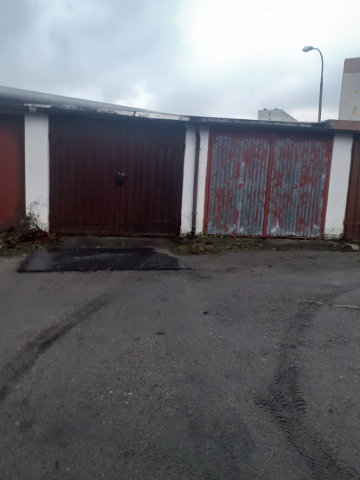 Garaż/miejsce parkingowe Konin Czarków, ul. Kolejowa. Zdjęcie 2