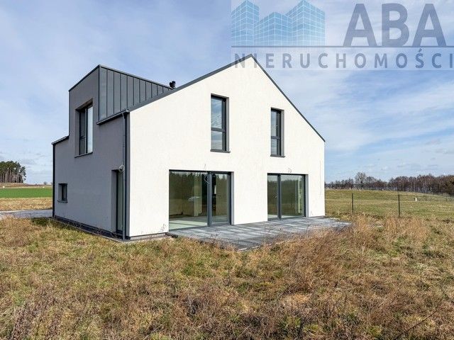 dom letniskowy, 4 pokoje Polanowo. Zdjęcie 1