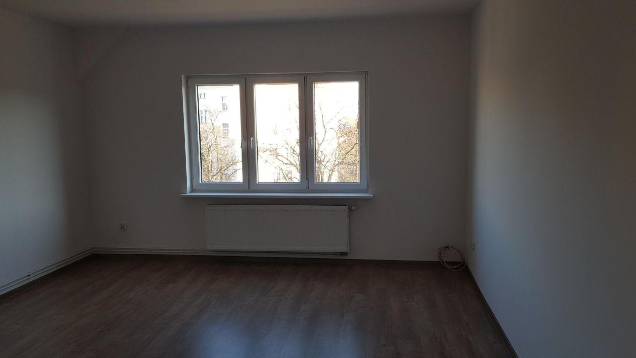 Mieszkanie 3-pokojowe Toruń Jakubskie Przedmieście, ul. Jana III Sobieskiego. Zdjęcie 2