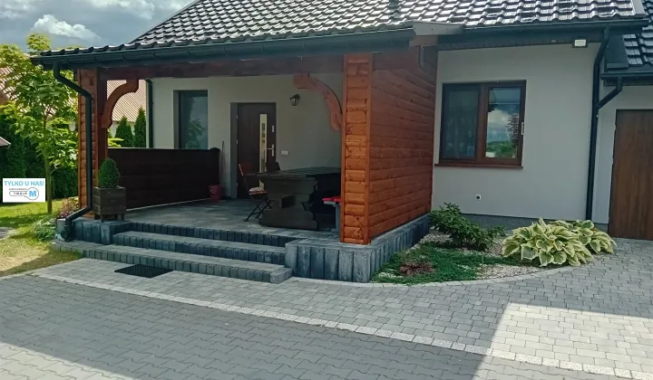 dom, 3 pokoje Jedlińsk