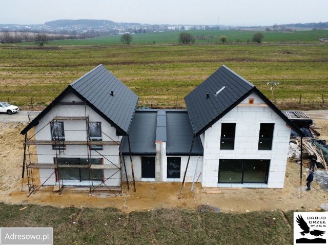 bliźniak, 4 pokoje Radzionków. Zdjęcie 1